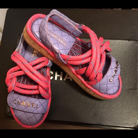 Sandals - Picture 7 of 7